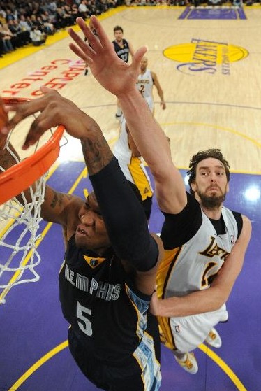 步和顽强的 步和顽强的